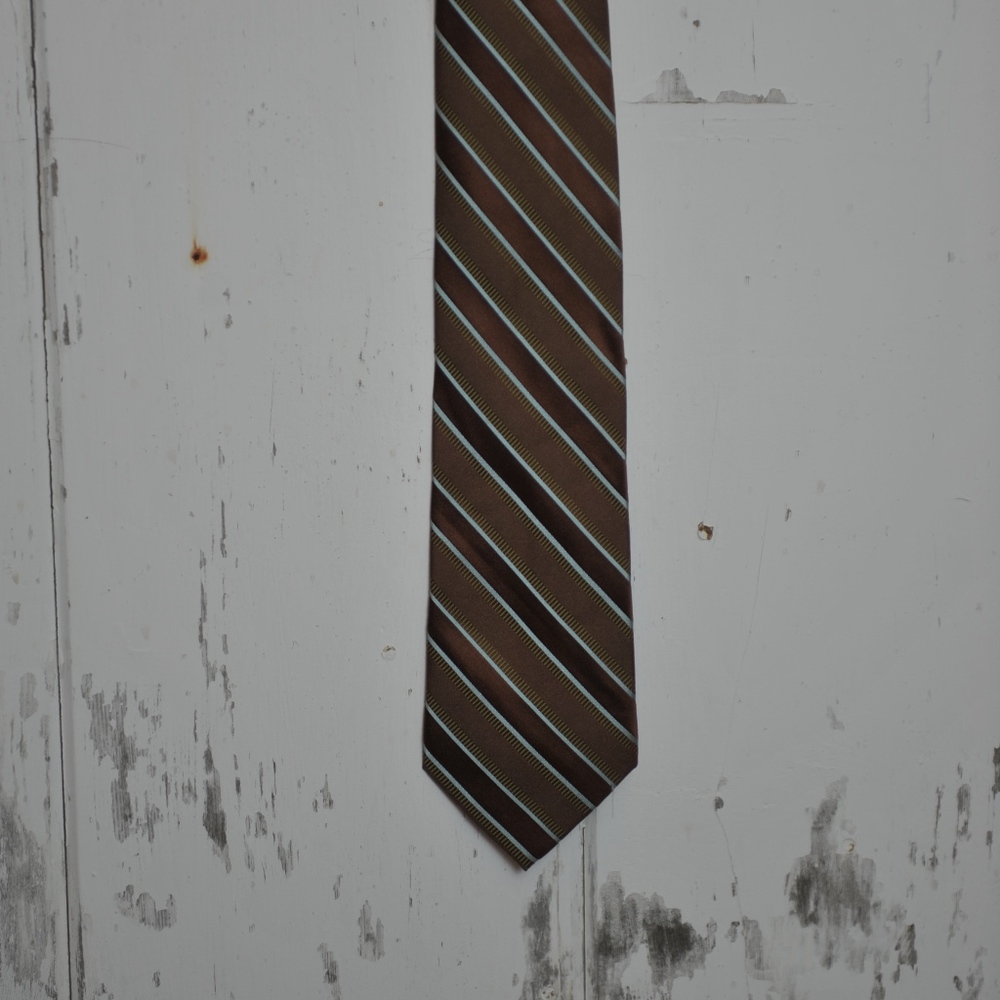 Axcess Brand Tie